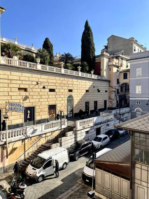 Ferienwohnung Overlooking The Porto Antico Of Genua Exterior foto
